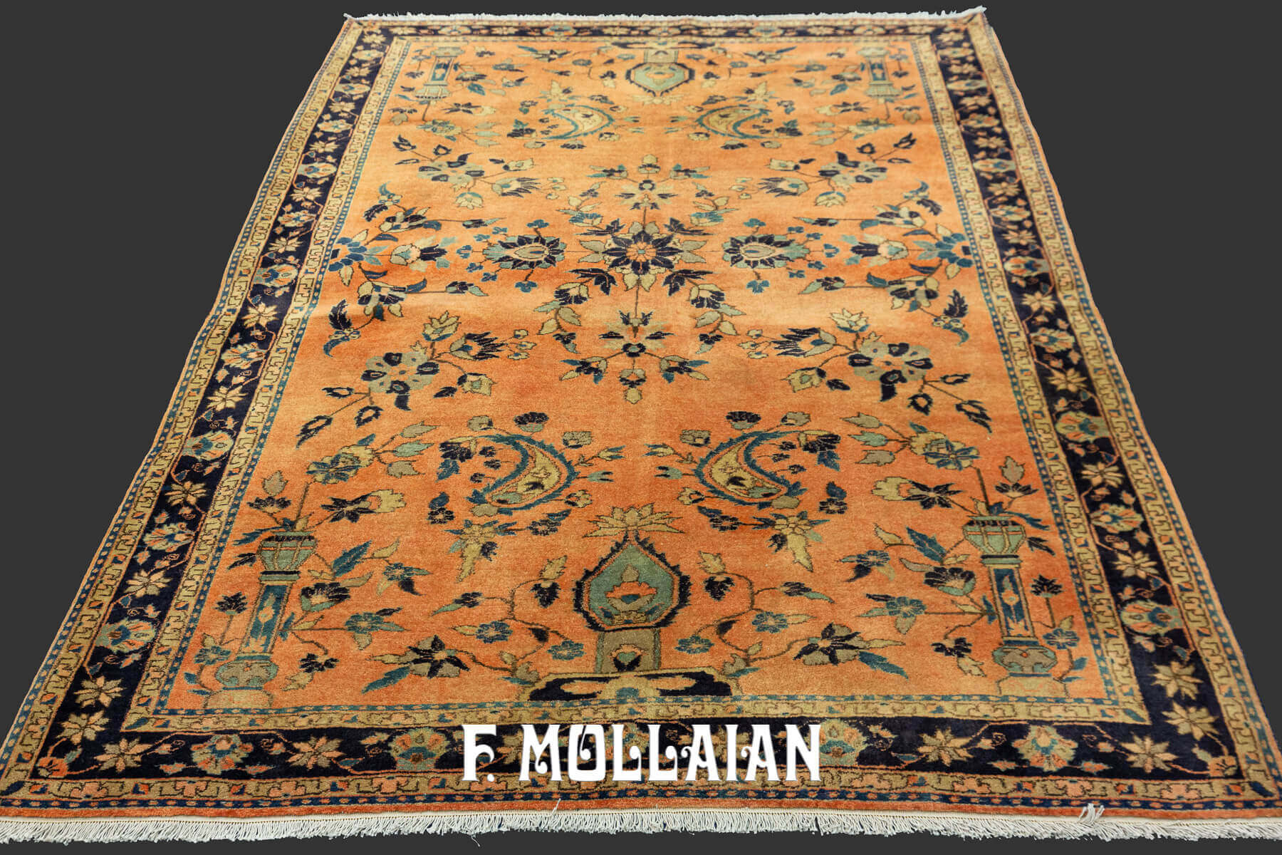 Small Antique Persian Hand-knotted Saruk Rug n°:89902475